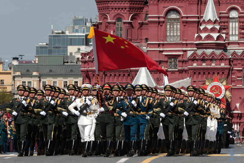 Illustration for article titled Huge Military Display In Moscow For The 70th Anniversary Of Victory Day